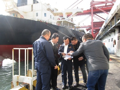 海門辦元旦迎首宗船舶監(jiān)管業(yè)務(wù)，船舶服務(wù)邁出新步伐